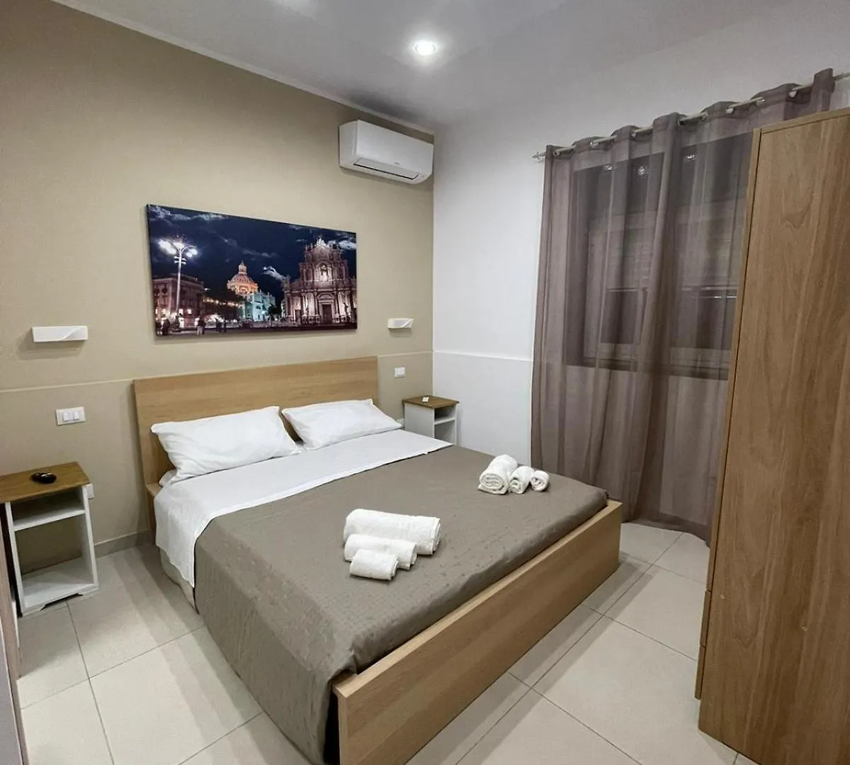 Hotel The Diamond Of Catania Airport Maison d'hôtes