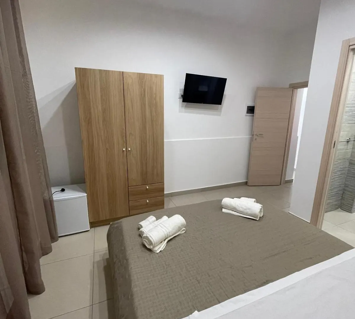 Hotel The Diamond Of Catania Airport Italie